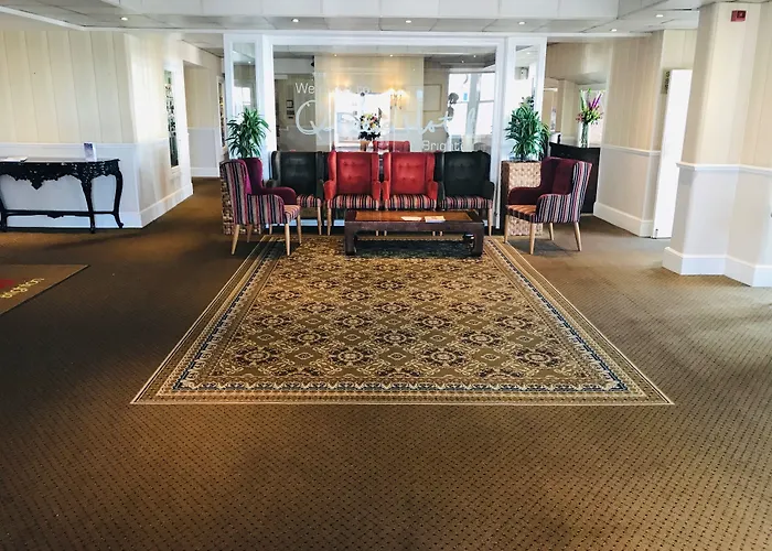 Queens Hotel & Spa