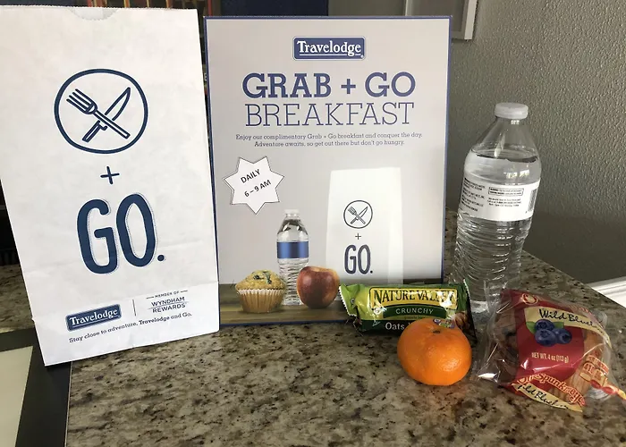 Travelodge By Wyndham Fort Myers North