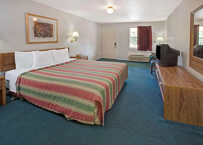 Knights Inn Houston Hobby Airport