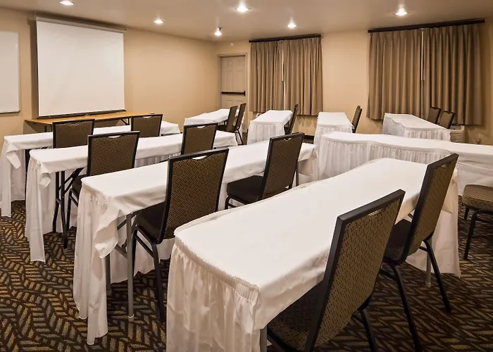 Best Western Palm Court Inn