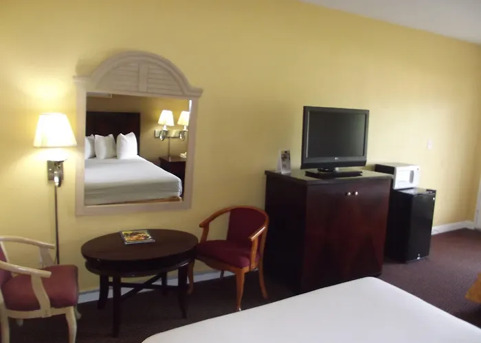Ambassadors Inn & Suites