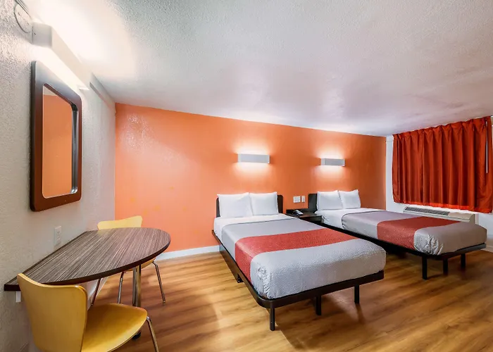 Motel 6-Dallas, Tx - Farmers Branch