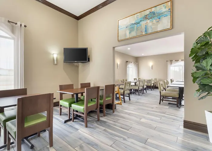 Best Western Near Lackland Afb Seaworld