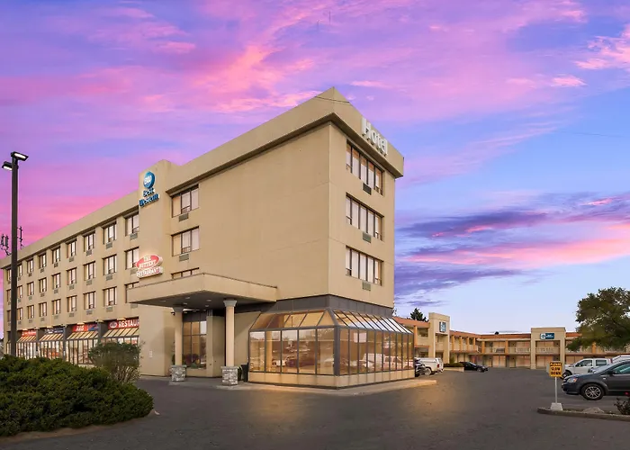 Best Western Voyageur Place Hotel