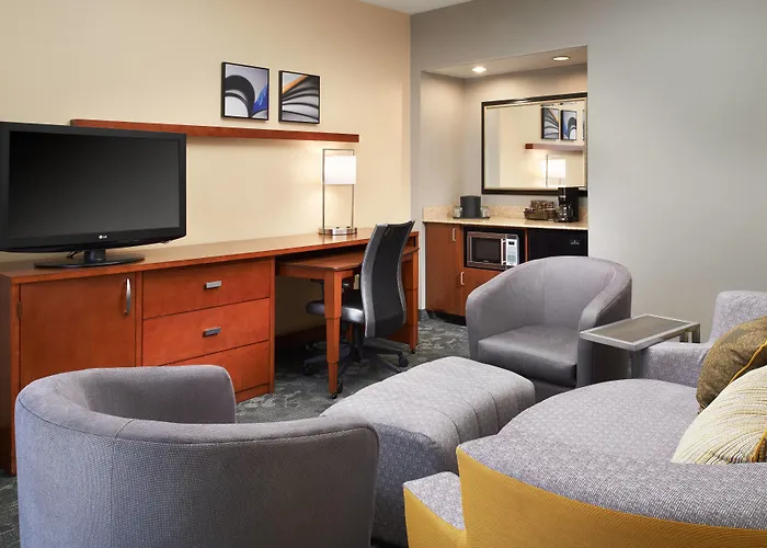 Courtyard By Marriott Minneapolis-St. Paul Airport