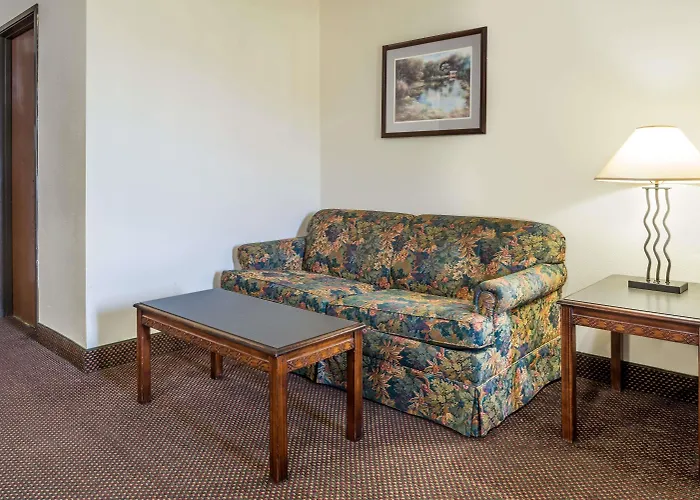 Days Inn By Wyndham Pontoon Beach