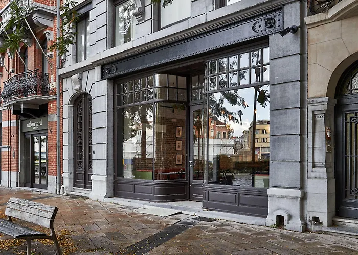 Urban Yard Hotel