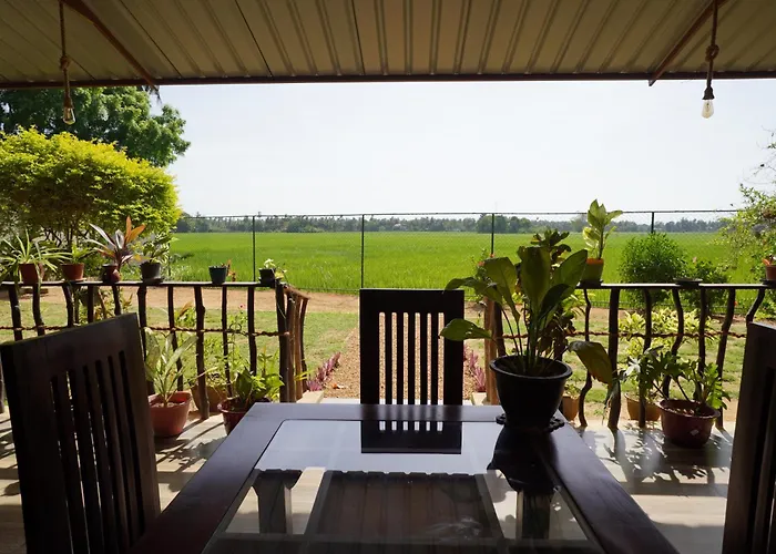 Lavender Home Yala Safari