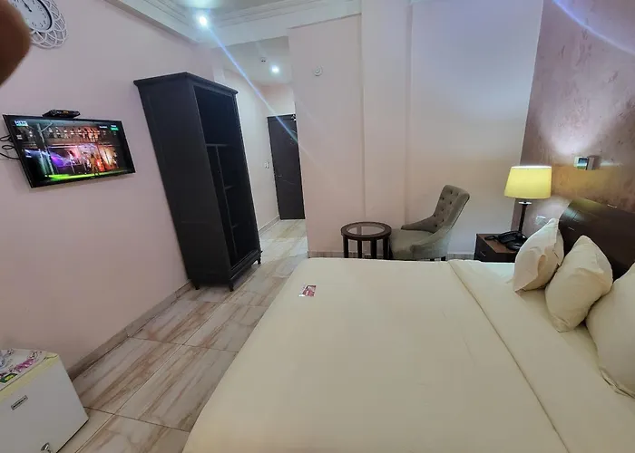 Safyad Hotel