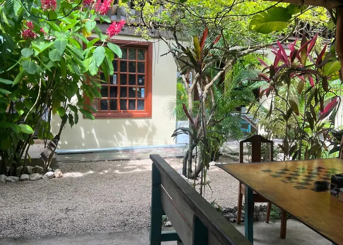Woodstock Hostel