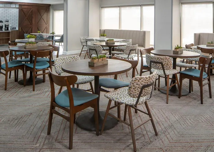 Four Points By Sheraton Alexandria