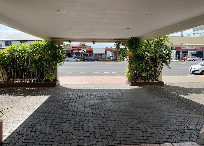 Cairns City Sheridan Motel