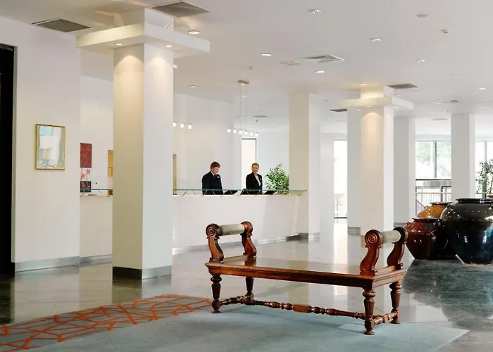 Herbert Park Hotel And Park Residence
