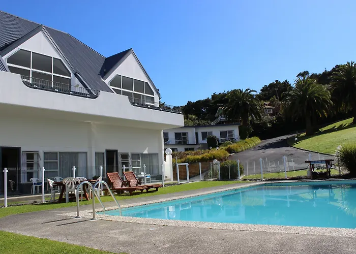 Aloha Seaview Resort Motel