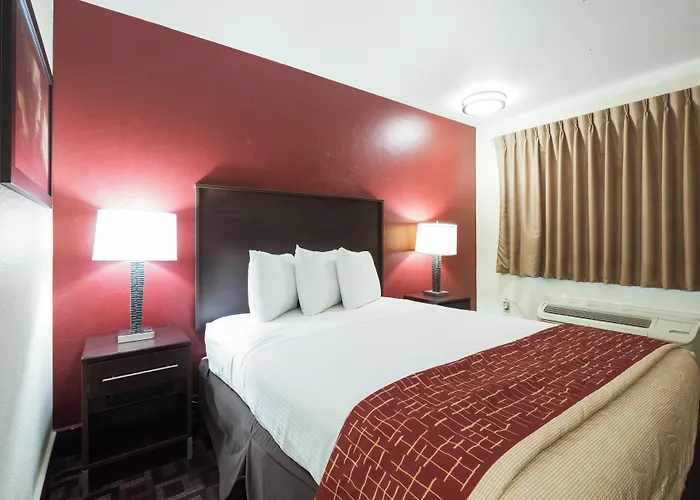 Red Roof Inn Oklahoma Airport I 40 W Fairgrounds