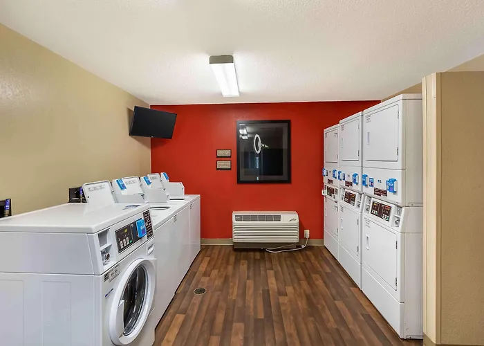 Extended Stay America Select Suites - Milwaukee - Wauwatosa