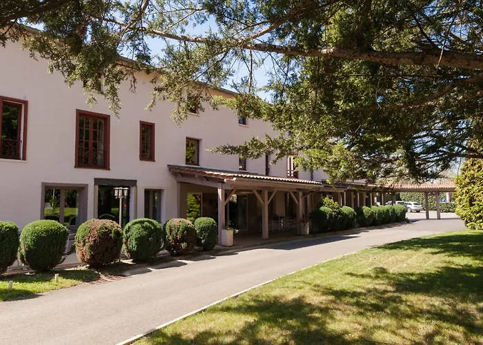 Logis Hotel Le Parc De Geoffroy