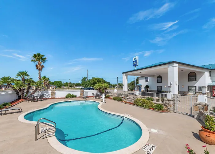 Best Western George West Executive Inn