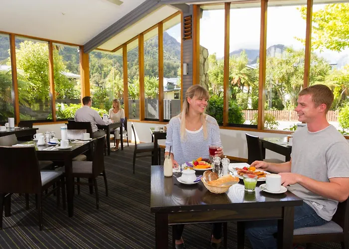 Scenic Hotel Franz Josef Glacier
