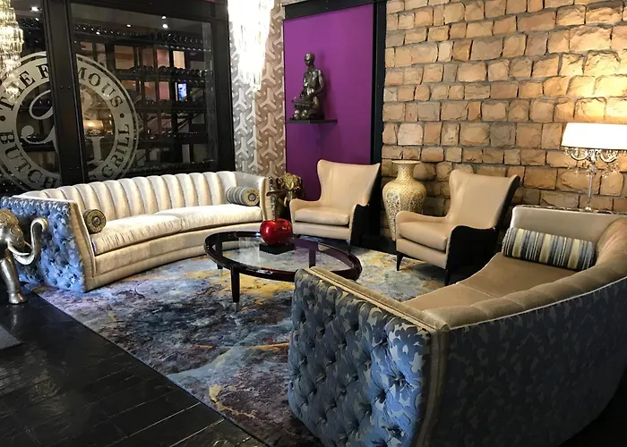 Cape Town Lodge Hotel