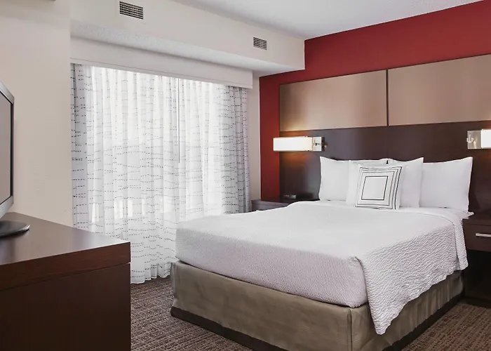 Residence Inn Detroit / Auburn Hills