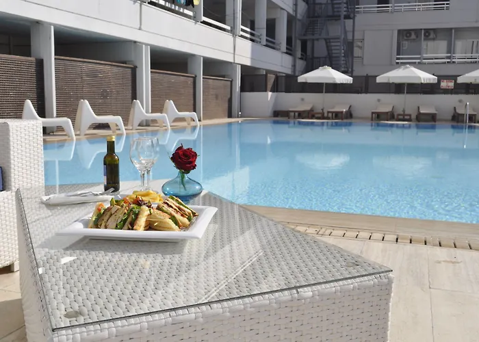 Sun Hall Hotel