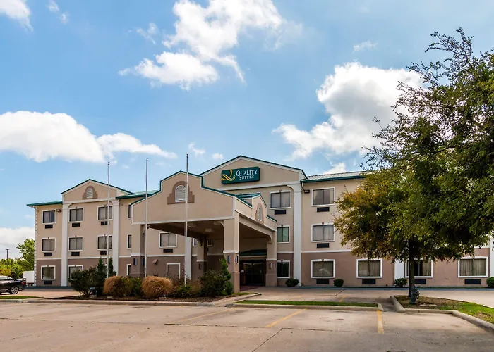 Quality Suites Burleson - Ft Worth