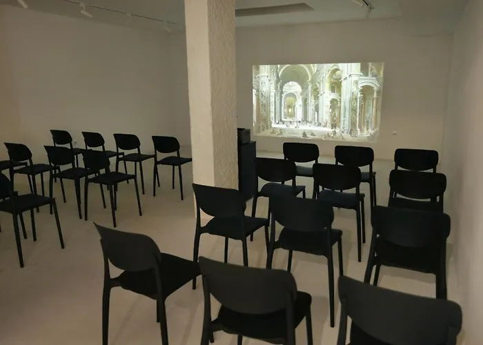 Hotel Hello Plovdiv - Free Parking And Pet Friendly