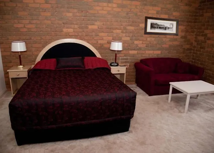 Charles Sturt Motor Inn