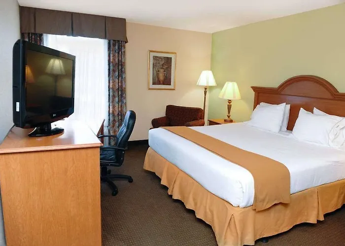 Comfort Inn & Suites Fultondale Gardendale I-65