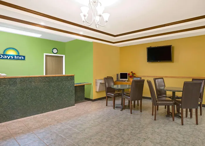 Days Inn By Wyndham Butler