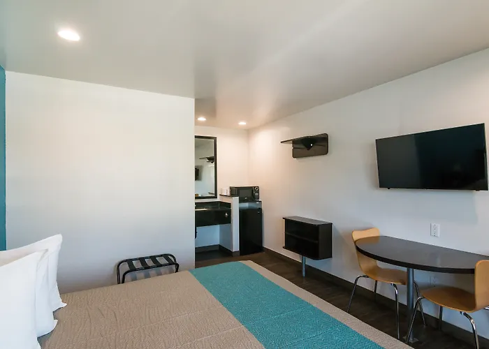 Motel 6-South El Monte, Ca - Los Angeles