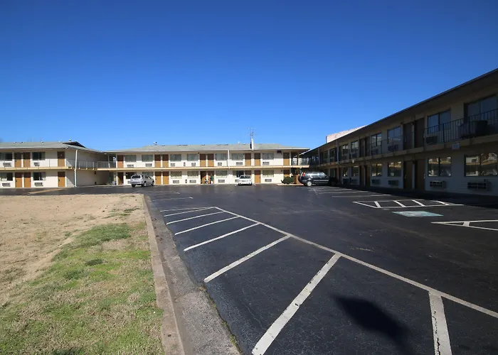 Royal Inn&Suites Charlotte Airport