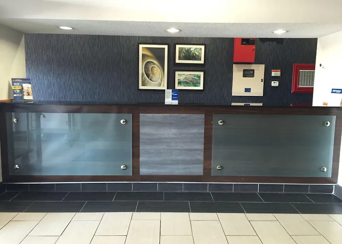 Spark By Hilton Troy