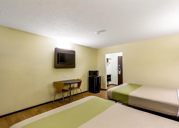 Motel 6-Troy, Il