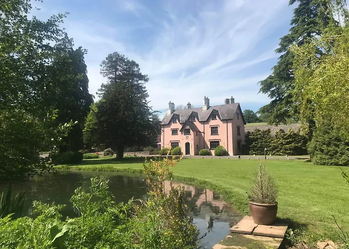 Cwrt Bleddyn Hotel & Spa