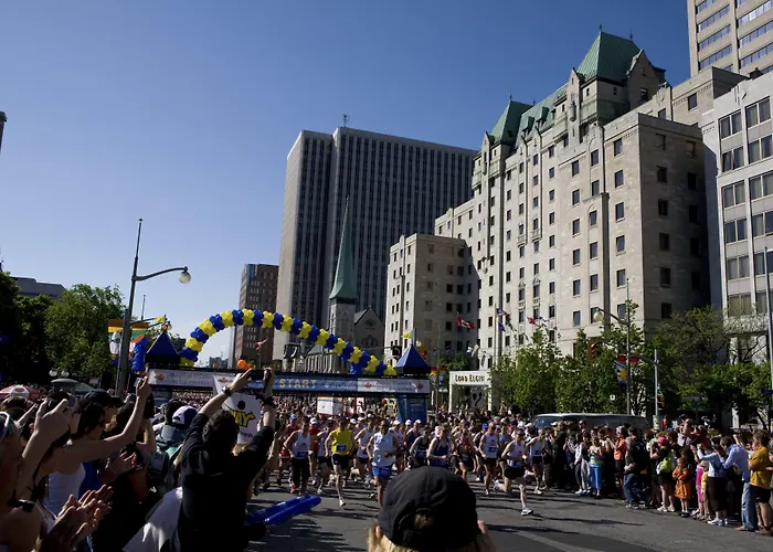 Lord Elgin Hotel