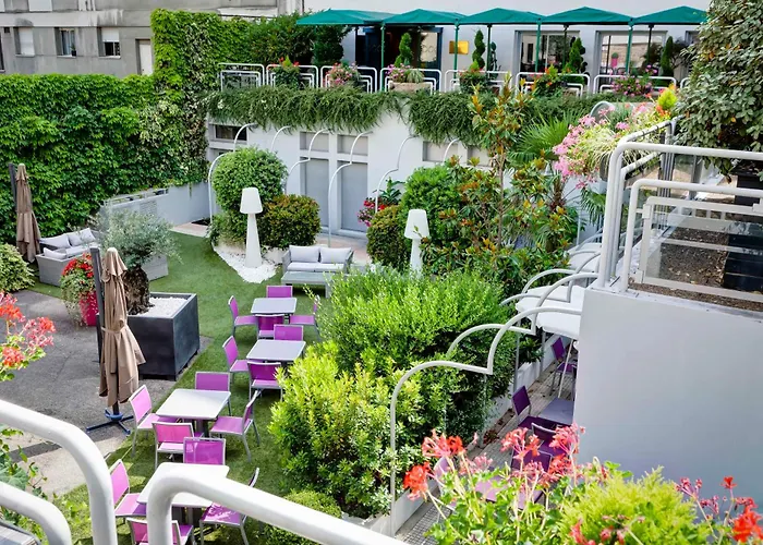 Hôtel Charlemagne by Happyculture