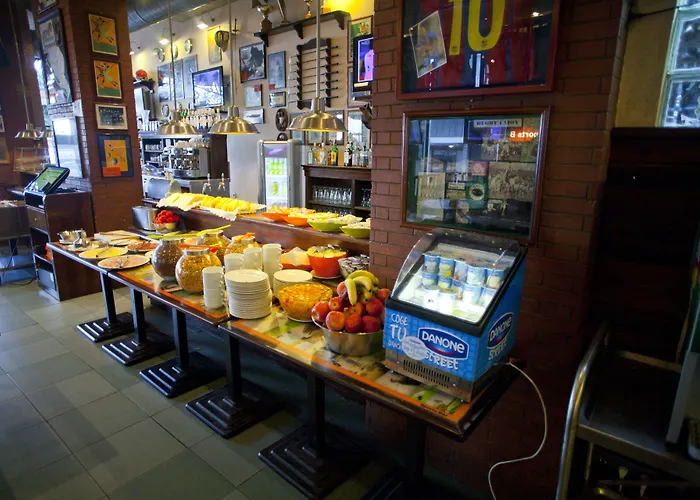 Hotel Subur