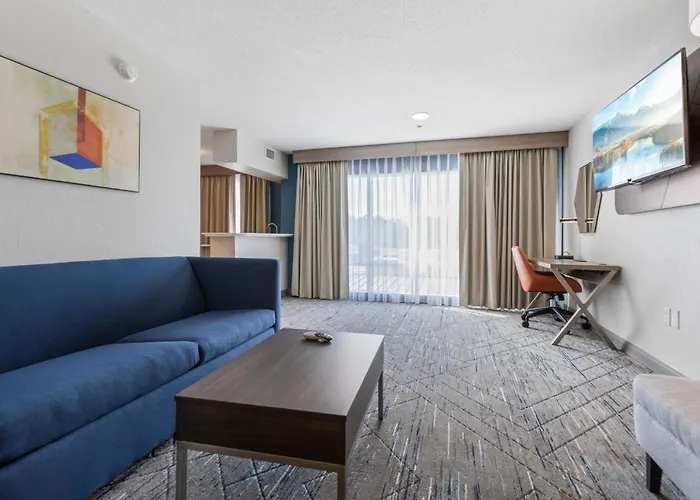 Holiday Inn Express Hotel & Suites Starkville, An Ihg Hotel