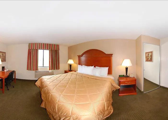 Comfort Inn & Suites South Hill I-85