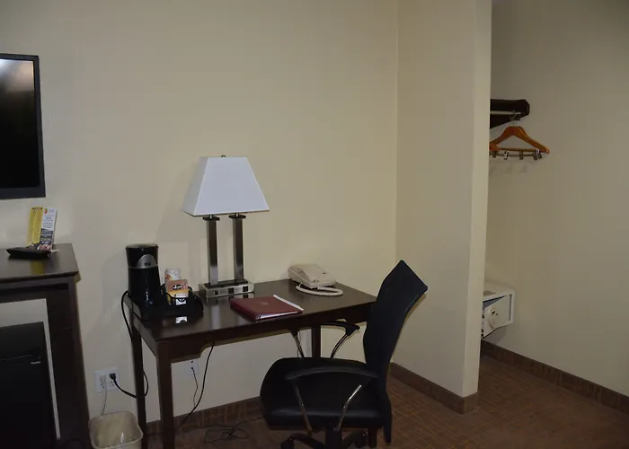 Super 8 By Wyndham Webster City Ia