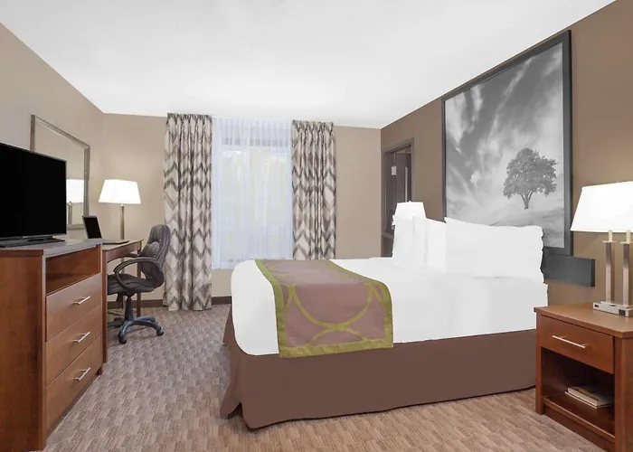 Super 8 By Wyndham Athabasca Ab