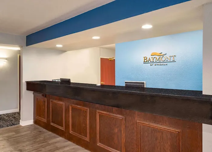 Baymont Toledo Airport Hotel Swanton