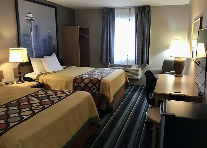 Super 8 By Wyndham Spokane/West