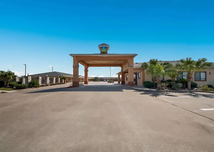 Surestay Hotel By Best Western Falfurrias