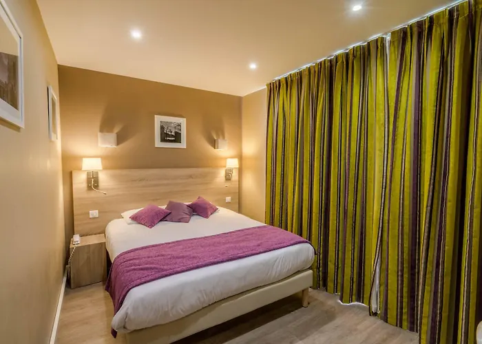 Hotel L'Aragon A 50M De La Cite De Carcassonne