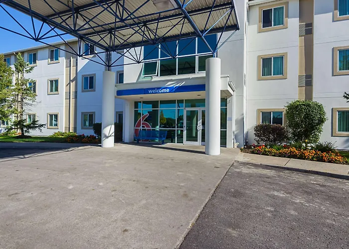 Motel 6-Whitby, On - Toronto East