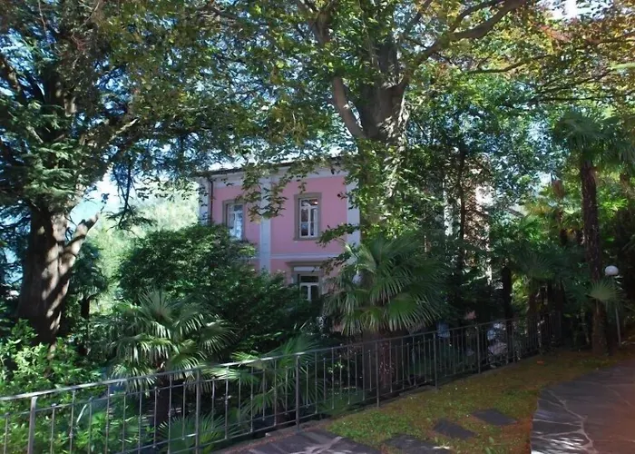 Hotel&Hostel Montarina
