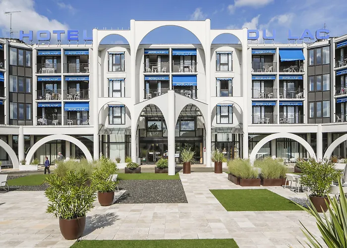 Brit Hotel Du Lac